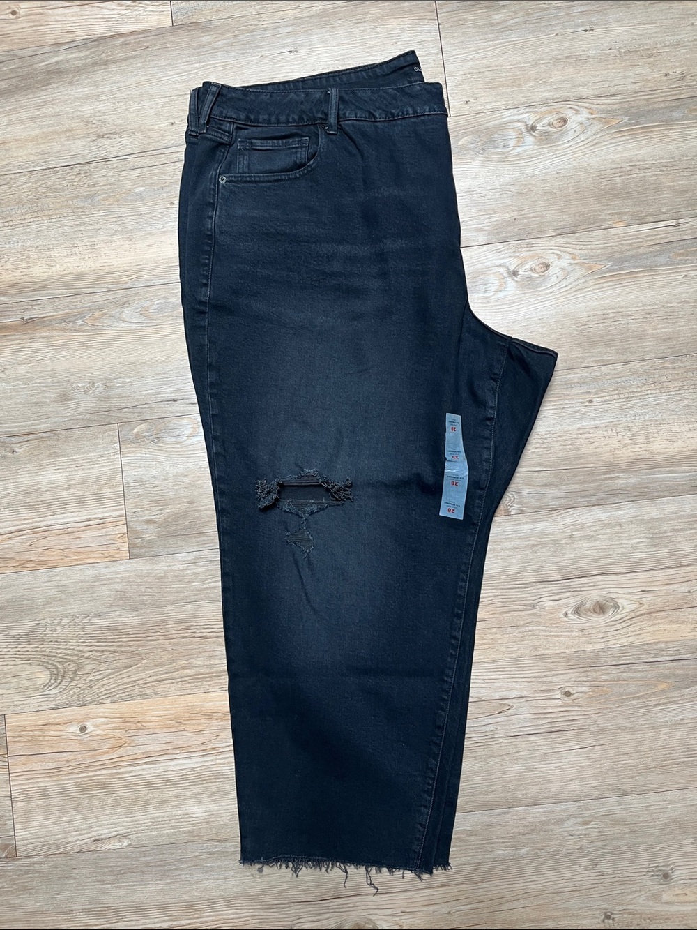 Old Navy Black High-Rise Women's Distressed Jeans Ankle Plus Sz. 28
